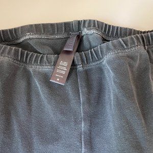 Skims gray leggins